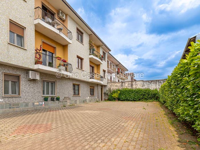 Appartamento quadrilocale in vendita in Via Ivrea, Montalto Dora