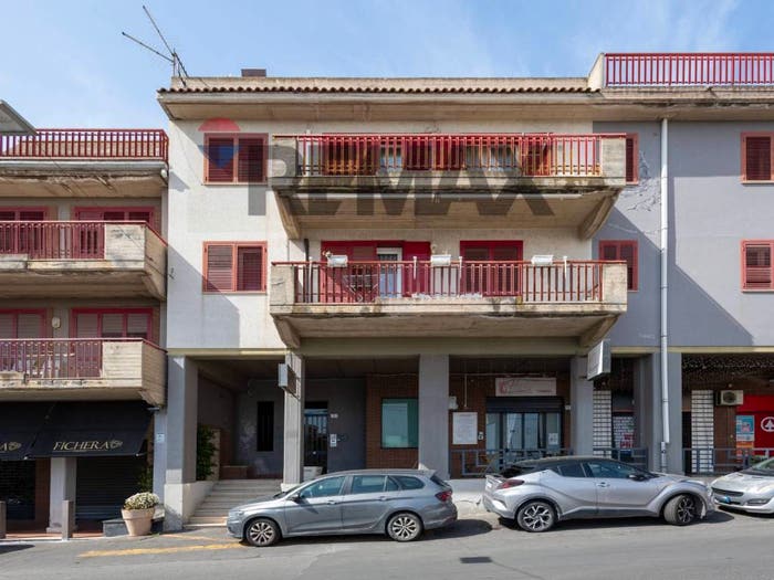 Appartamento trilocale in vendita in VIA STAZIONE MOTTA, Motta Sant'Anastasia
