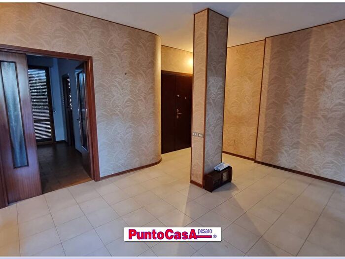Appartamento quadrilocale in vendita in Via Andrea Costa, Pantano, Pesaro