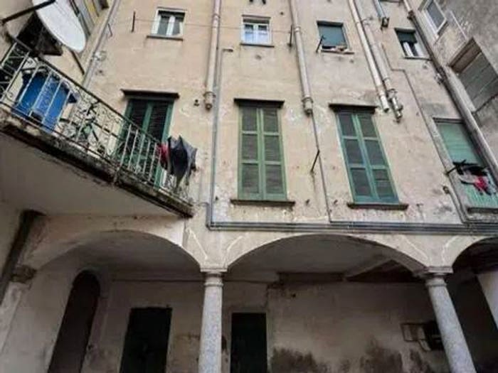 Appartamento trilocale in vendita in Via Barozzi, Olginate