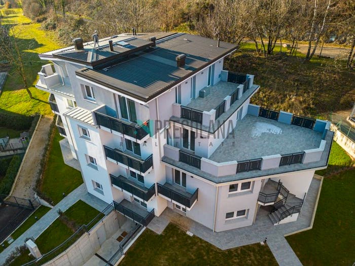 Appartamento con 5 locali in vendita in Via Sebastiano Ricci, Centro, Clusone