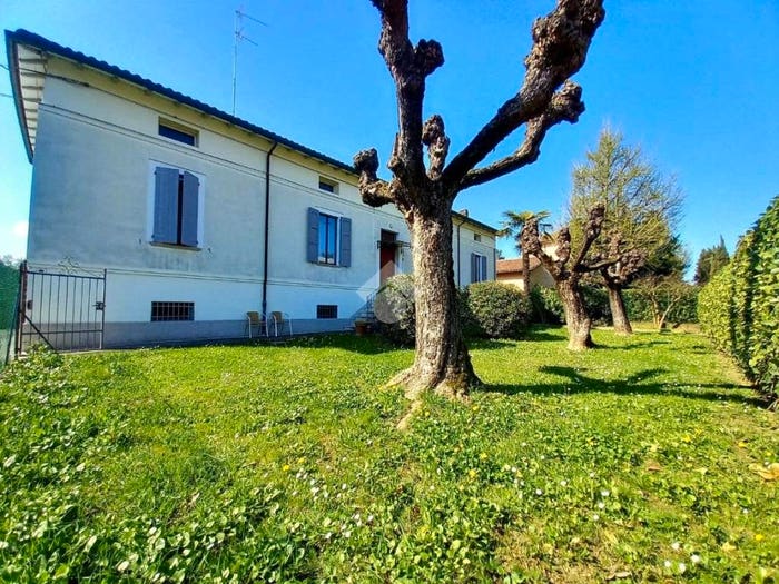 Casa quadrilocale in vendita in Via emilia interna, Centro, Castel Bolognese