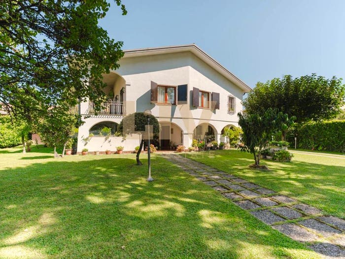 Casa con 6 locali in vendita in Via San Pio X, Noventa, Noventa Padovana