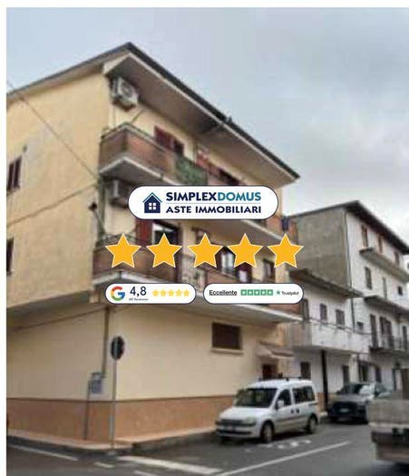 Appartamento con 6 locali in vendita in George Stephenson, Centro, Cutro