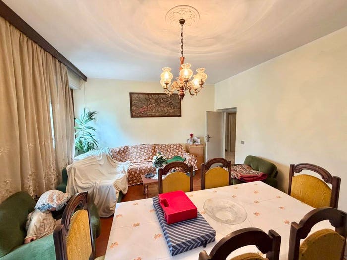 Appartamento con 6 locali in vendita in Via Flaminia, Osteria Del Gatto, Fossato di Vico