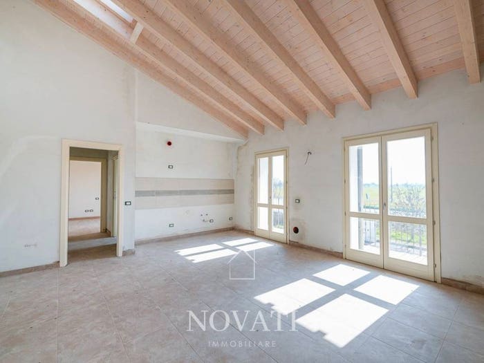 Appartamento bilocale in vendita in Via Don Giuseppe Sfondrini, Cavacurta, Castelgerundo