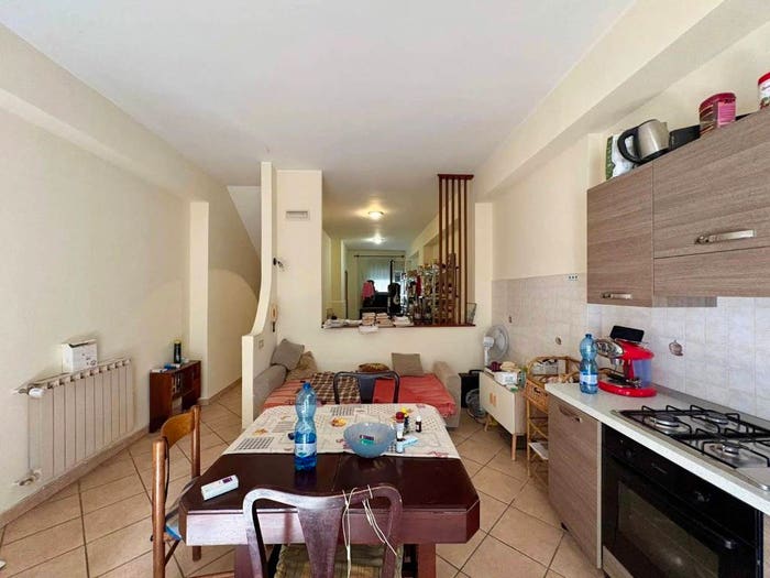 Appartamento con 5 locali in vendita in Via Statale Sant'Antonino, Centro, Barcellona Pozzo di Gotto