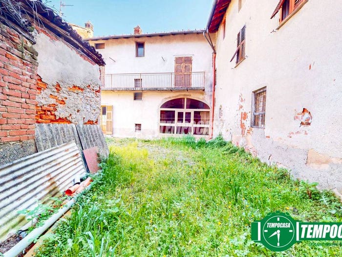 Casa trilocale in vendita in Via Solferino, Centro, Basaluzzo