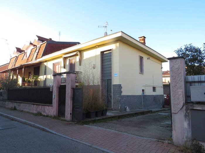 Casa trilocale in vendita in Via Benvenuto Cellini, Nichelino