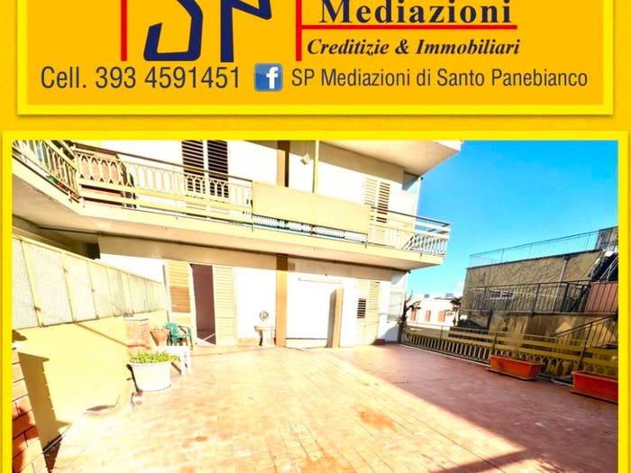 Appartamento trilocale in vendita in Corso Italia, Centro, Giarre