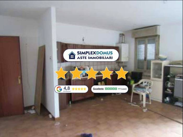 Appartamento trilocale in vendita in via fani, Centro, Mantova