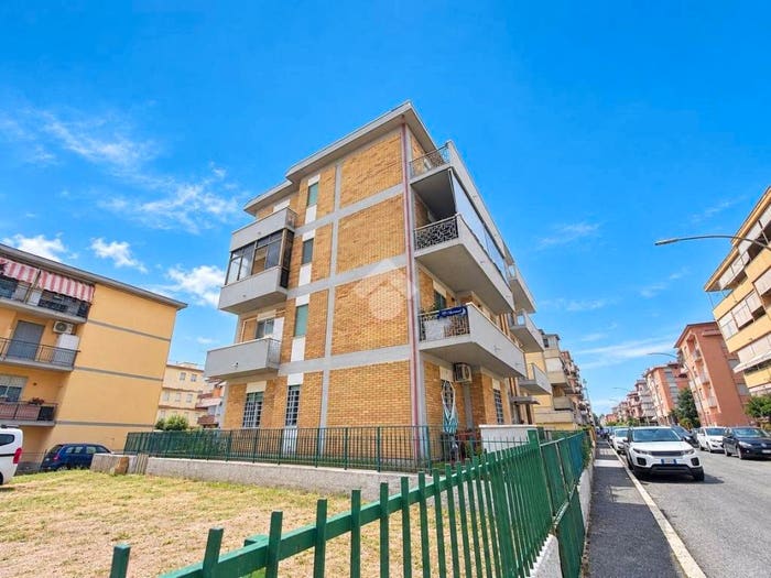 Appartamento quadrilocale in vendita in Via Berlino, Cassarello Senzuno Salciaina, Follonica