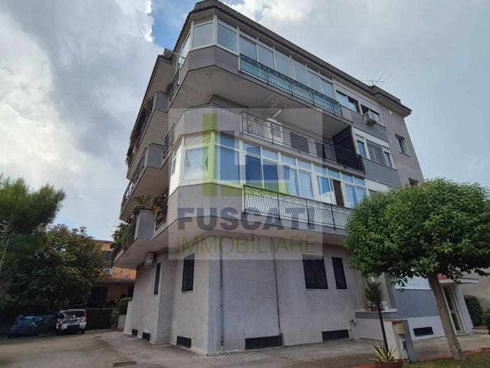 Appartamento con 5 locali in vendita in Via Cristoforo Colombo, Centro, Mugnano di Napoli