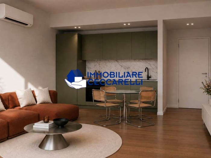 Appartamento trilocale in vendita in Via Pandolfino, Marina di Massa Centro, Massa