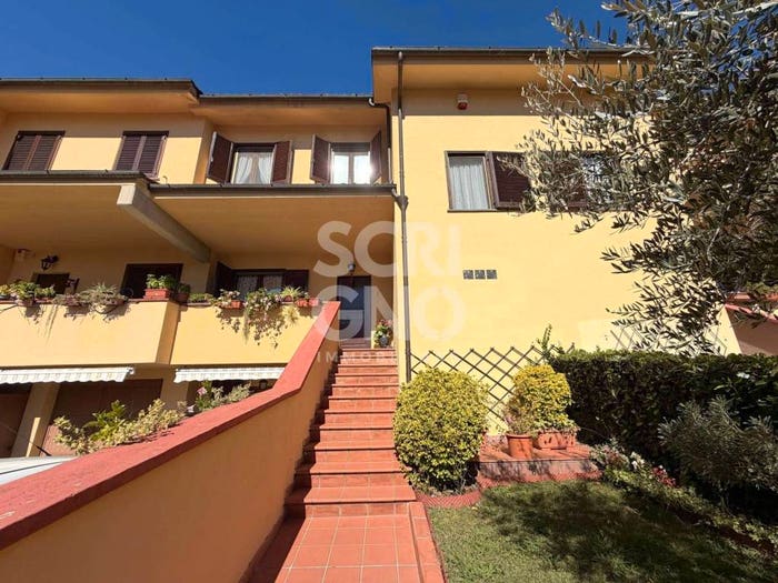 Casa con 6 locali in vendita in sp, Giardino Zoologico, Pistoia