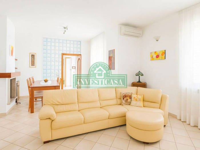 Appartamento quadrilocale in vendita in Via Alessandrina, Centro, Albuzzano