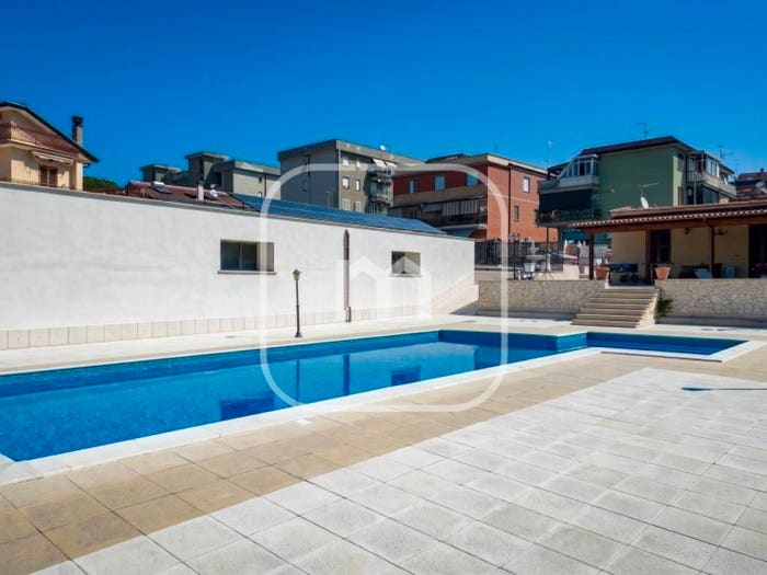 Appartamento trilocale in vendita in Via Colle Ferro, Centro, Guidonia Montecelio