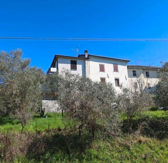 Casa con 5 locali in vendita in Località Pieve, Bagnone