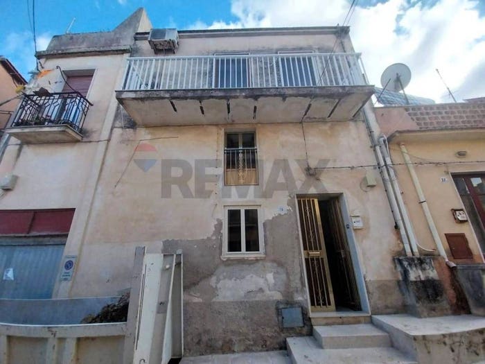 Casa con 6 locali in vendita in vico Saverio Puglisi, Modica Bassa, Modica