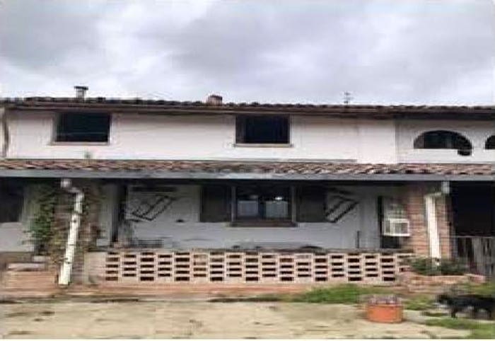 Casa bilocale in vendita in Via Montello, Lambrinia, Chignolo Po