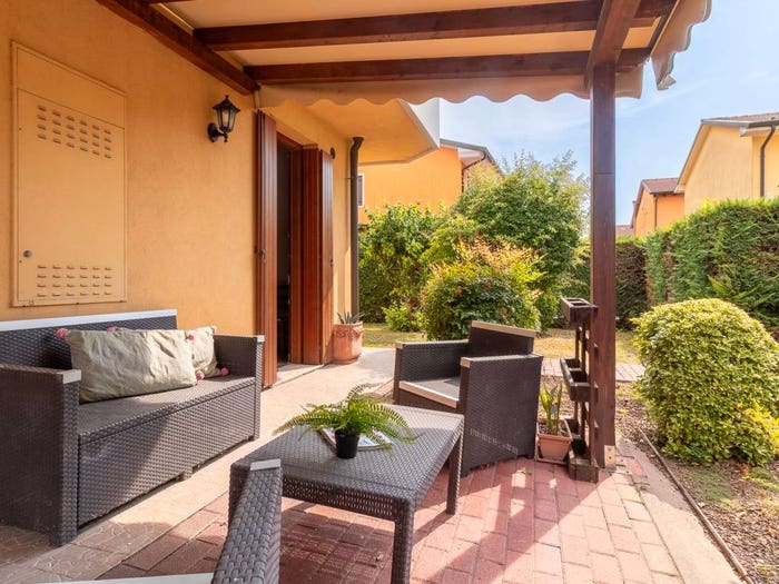 Casa con 6 locali in vendita in Via Giassara, Grantorto