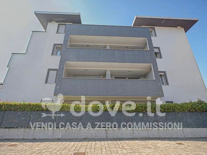 Appartamento trilocale in vendita in Via Resegone, Centro, Mariano Comense