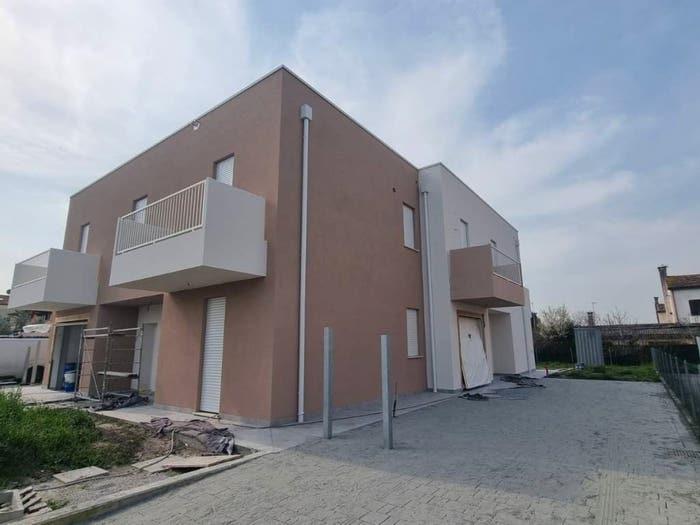 Casa con 5 locali in vendita in Via Roma, Centro, Candiana