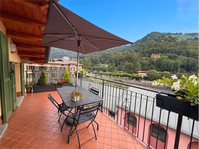 Casa con 5 locali in vendita in Via San Carlo, Centro, San Pellegrino Terme