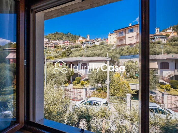 Appartamento quadrilocale in vendita in Cavajon Veronese, Cavaion Veronese