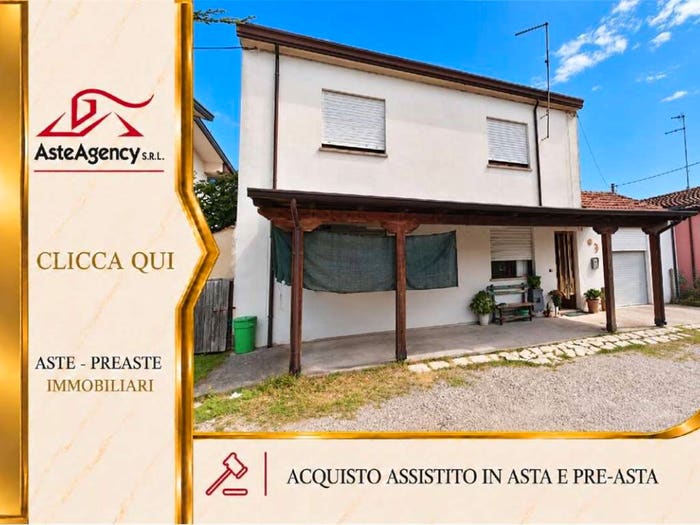 Casa con 5 locali in vendita in Via i maggio, Centro, Porto Viro