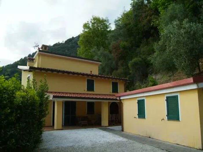 Casa con 6 locali in vendita in Nocchi No Number, Camaiore Paese, Camaiore