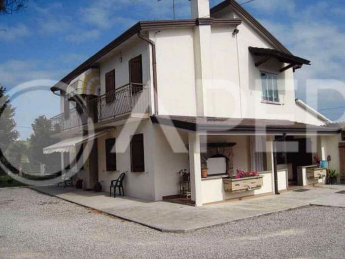 Casa con 6 locali in vendita in Via Cavaizza, Rosara, Codevigo
