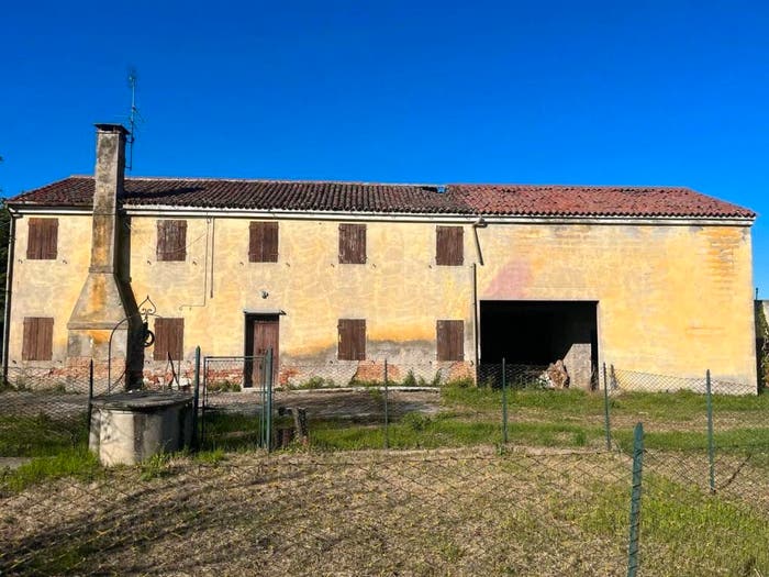 Casa con 5 locali in vendita in Via Manfredini, Zona Manfredini Rivadolmo Pesare, Este