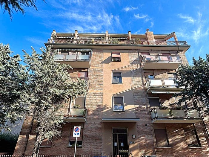 Appartamento trilocale in vendita in Via Leonardo Umile, Montanara Cinghio, Parma