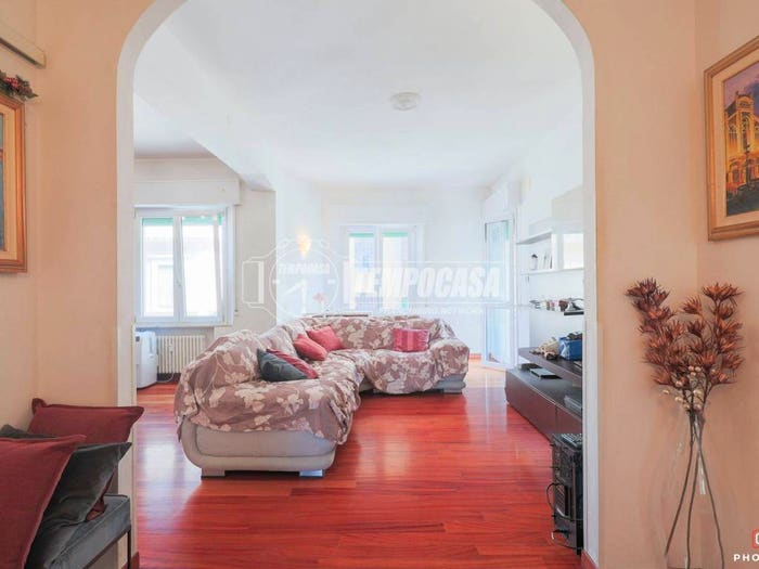 Appartamento con 5 locali in vendita in Via Nazario Sauro, Centro Storico, Forlì