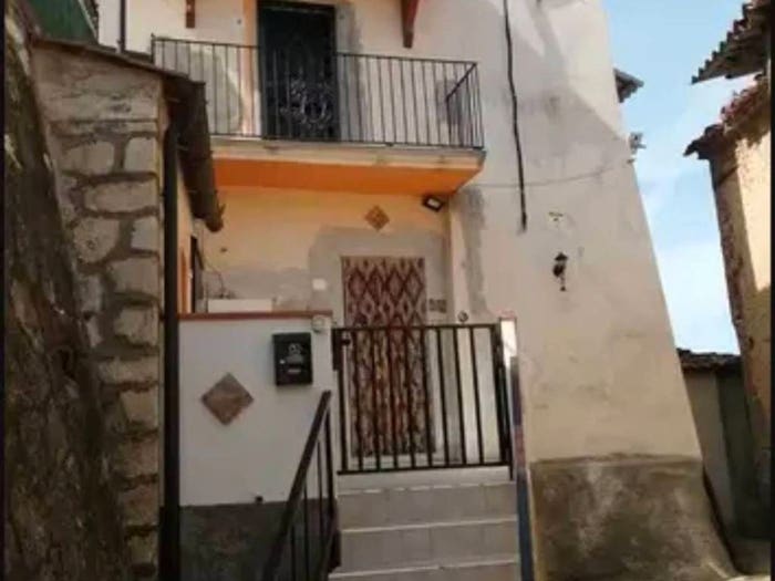 Casa monolocale in vendita in Piazza Generale Armando Diaz, Centro, Castiglione Cosentino
