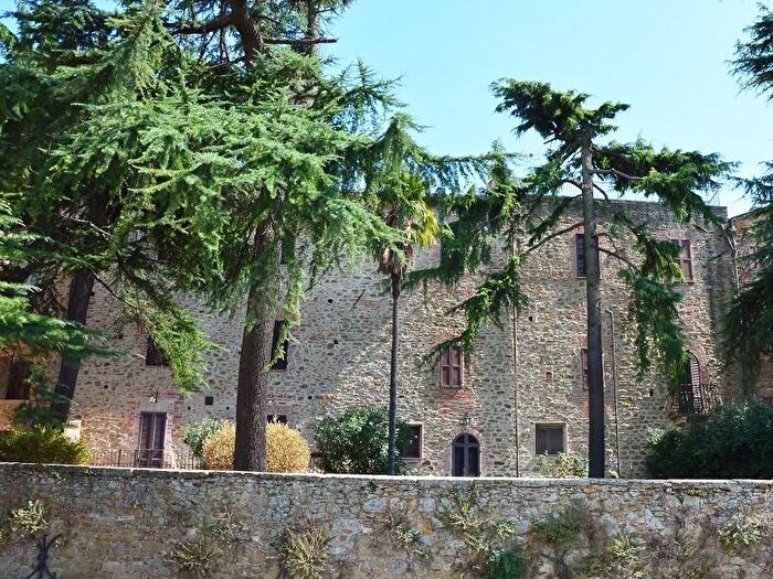 Casa con 6 locali in vendita in Centro, Paciano