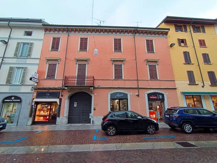 Casa trilocale in vendita in Centro, Borgomanero