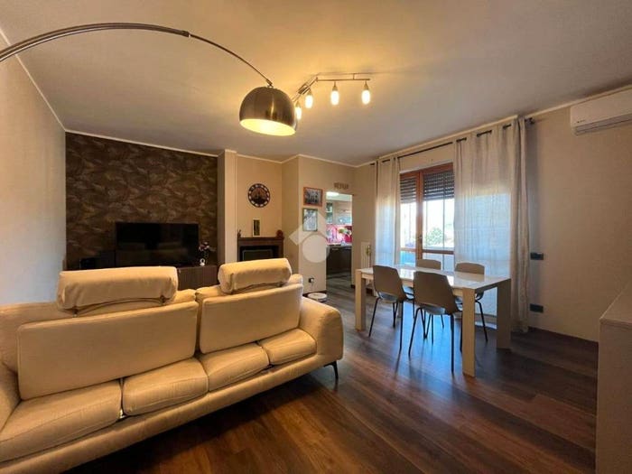 Appartamento quadrilocale in vendita in Via degli Olmi, Ciconia, Orvieto