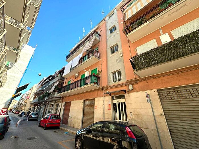 Appartamento trilocale in vendita in Via Aurelio Saffi, Borgovilla Barberini, Barletta