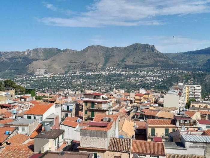 Appartamento quadrilocale in vendita in Via Baronio Manfredi, Centro, Monreale