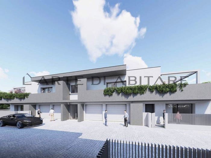 Appartamento con 6 locali in vendita in Via Divisione Cadore, Centro, Paese