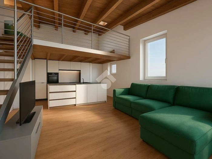 Casa bilocale in vendita in Via Camillo Benso di Cavour, Lovere