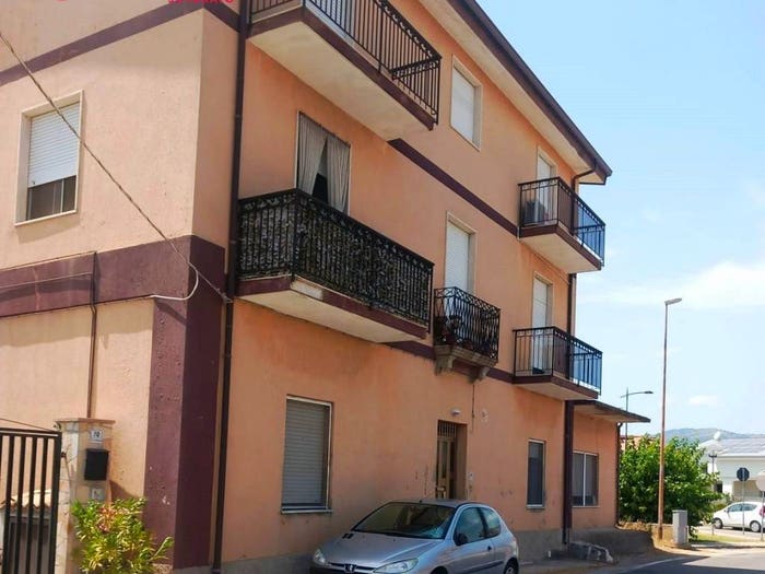Appartamento trilocale in vendita in Viale John Fitzgerald Kennedy, Marina Di Davoli, Davoli