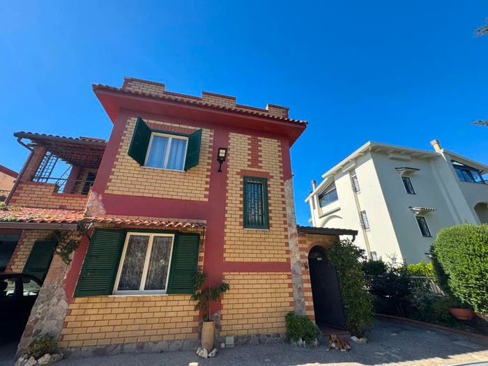 Casa con 5 locali in vendita in Via Vicinale Masseria Vecchia, Licola Paese, Giugliano in Campania