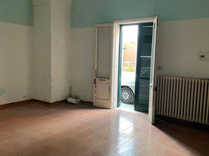 Appartamento quadrilocale in vendita in Via Felice Cavallotti, Centro, Carmiano