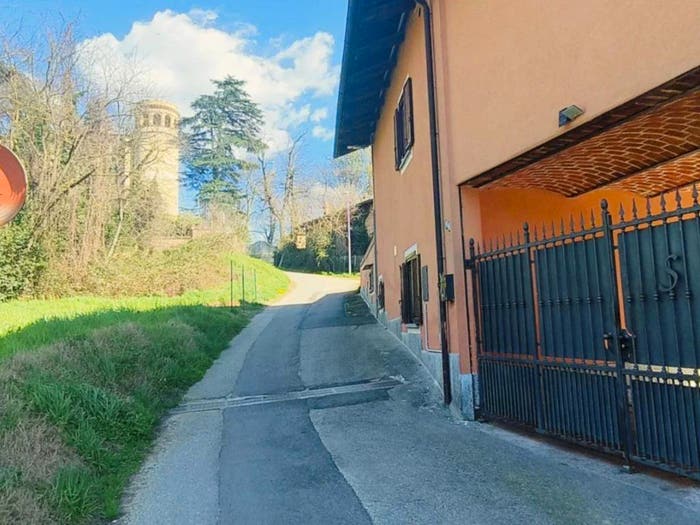 Casa con 5 locali in vendita in Via Castello, Centro, Montà