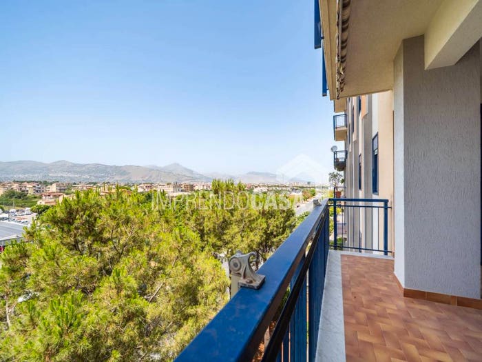 Appartamento con 5 locali in vendita in Via dell'Antilope, Bonagia, Palermo