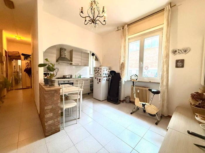 Appartamento trilocale in vendita in Via Vinzaglio, Orti, Alessandria