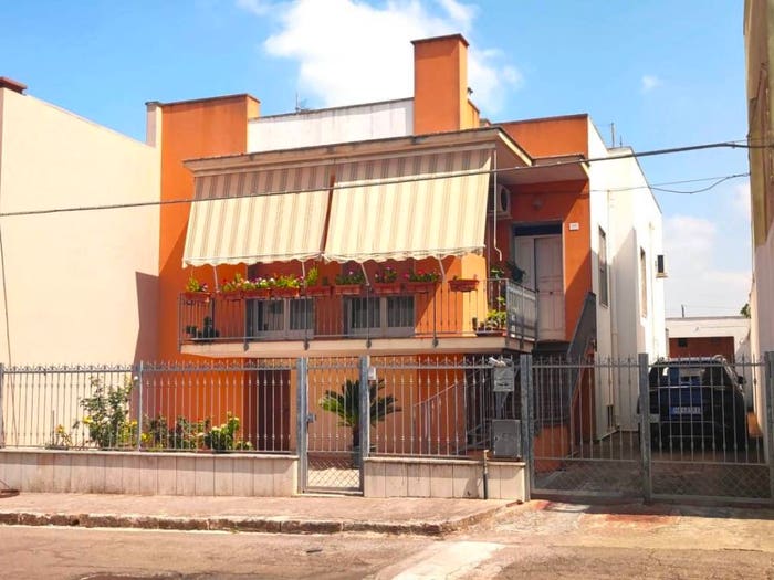 Casa quadrilocale in vendita in Via Dante Alighieri, Alezio